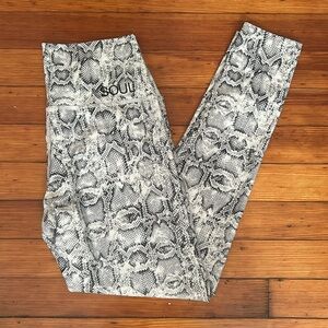 Soul by Soulcycle Snakeskin Leggings SIZE M
